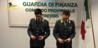 La GdF di Treviso sequestra 35mila lamette da barba Gillette contraffatte, tre denunciati Le lamette Gillette contraffatte sequestrate dalla GdF
