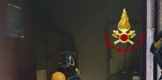 A fuoco cabina elettrica in centro storico a Treviso: evacuata una palazzina Le operazioni di soccorso dei vigili del fuoco