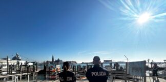 Scontri prima di Venezia-FeralpiSalò, il Questore emette 9 Daspo Polizia di Stato nel corso di controlli agli imbarcaderi a Venezia