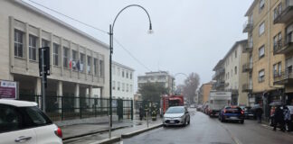 Scatta l’allarme antincendio all’Istituto Pacinotti di Mestre. Scuola evacuata allarme antincendio all’Istituto Pacinotti di Mestre