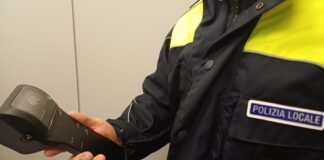 Chioggia, la Polizia locale si dota di venti palmari Palmare in dotazione alla Polizia Locale di Chioggia