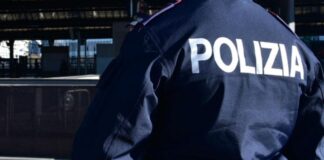 Non rispetta l’obbligo di dimora dopo aver compiuto una serie di furti: portato in carcere dalla Polizia Un agente della Polizia di Stato