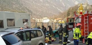 Vittorio Veneto, scontro tra due auto e un camper: morta una bambina di 4 anni Vittorio Veneto, scontro tra due auto e un camper