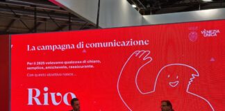 Venezia porta il contributo d’accesso alla BIT di Milano, presentando la mascotte Rivo La mascotte Rivo