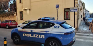 Stalking nei confronti dell’ex compagna e dei figli: la Polizia di Stato applica il divieto di avvicinamento con braccialetto elettronico Polizia di Stato di Treviso