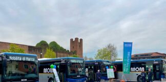 MOM e Provincia presentano a Castelfranco 19 nuovi autobus interurbani I nuovi autobus interurbani presentati da MOM e Provincia di Treviso
