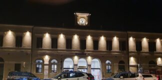 Rubano un telefono alla stazione di Conegliano: denuncia e Foglio di Via del Questore per due 22enni La Polizia di Stato intervenuta nella Stazione Ferroviaria di Conegliano