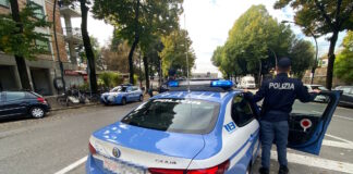Manomette il braccialetto elettronico e si avvicina ai luoghi vietati: arresti domiciliari per un 34enne Polizia di Stato di Treviso - foto di repertorio
