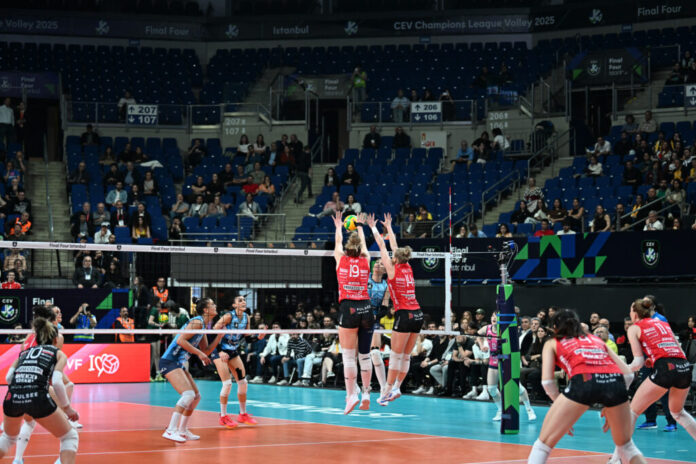 CEV Champions League, Milano-Conegliano (foto Ramazan Esen) CEV Champions League, Milano-Conegliano (foto Ramazan Esen)