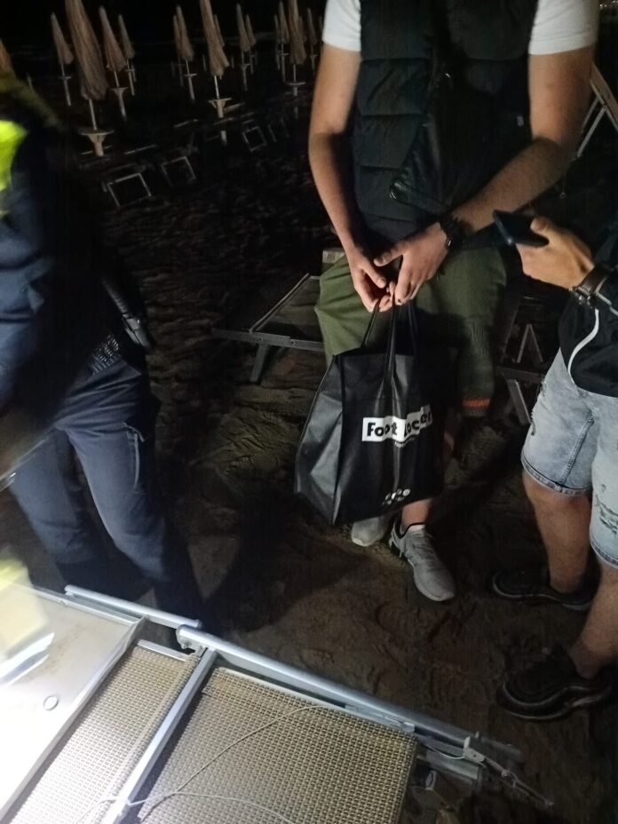 Polizia Locale di Jesolo, sanzioni per consumo di bevande alcoliche in spiaggia