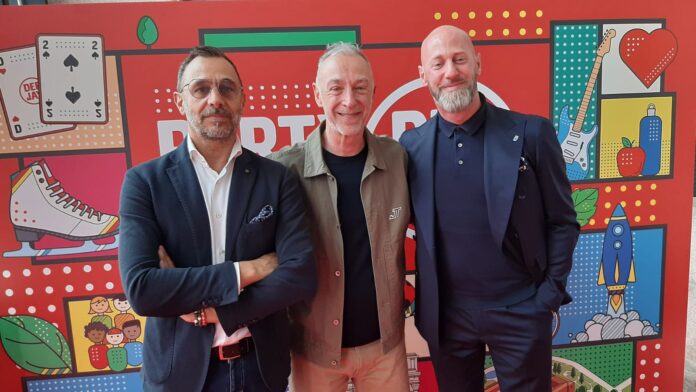 La presentazione di Beach Like a Deejay con Linus La presentazione di Beach Like a Deejay con Linus