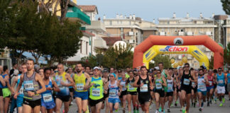 Domani a Jesolo si corre ‘al chiaro di luna’ con oltre 7000 atleti al via Jesolo Moonlight Half Marathon - foto: Ufficio Comunicazione Venice Marathon