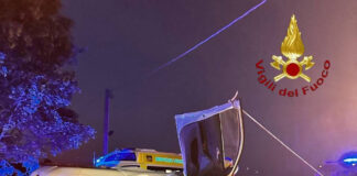 Ormelle, auto esce di strada e si ribalta su un fianco: ferite madre e figlia Ormelle, l'auto finita fuori strada e ribaltata