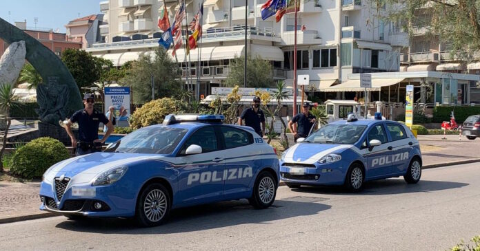 Polizia stradale al lavoro a Chioggia Polizia stradale al lavoro a Chioggia