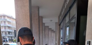 Ubriaco, disturba clienti e commercianti: fermato dalla Polizia Locale un uomo di 65 anni Polizia Locale di Treviso