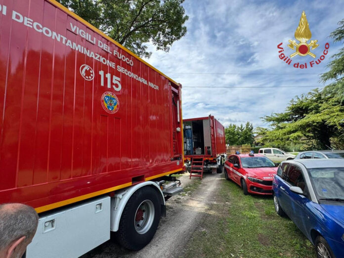 Veternigo di Santa Maria di Sala, i soccorsi dopo l'incidente mortale sul lavoro Veternigo di Santa Maria di Sala, i soccorsi dopo l'incidente mortale sul lavoro
