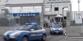 Jesolo, furto in hotel: due arresti e una denuncia Auto Polizia di Stato davanti Commissariato di Jesolo