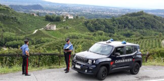 Tenta il furto, scatta il sistema di allarme: 18enne arrestato dai Carabinieri Carabinieri di Col San Martino