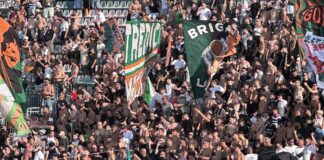 Venezia FC-Mantova 4-0 Venezia FC-Mantova, la curva dei tifosi arancioneroverdi