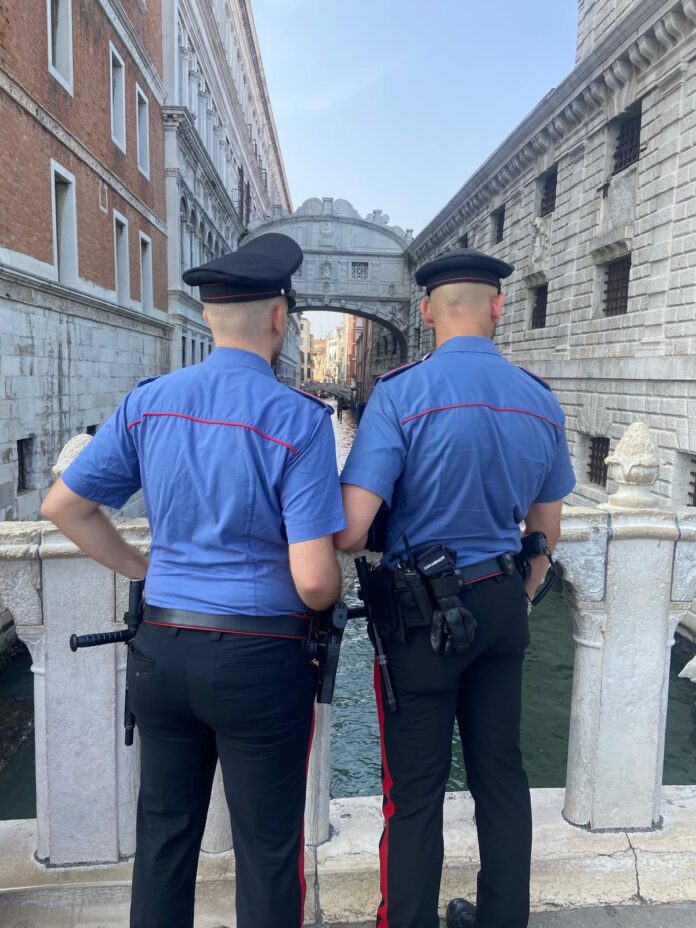 I Carabinieri della Stazione di Venezia San Marco