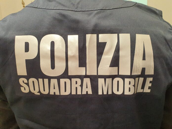 Squadra Mobile della Polizia di Stato Squadra Mobile della Polizia di Stato
