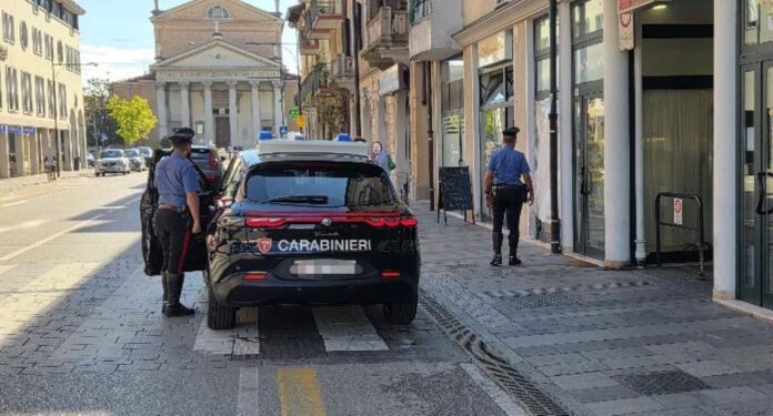 San Donà, i Carabinieri sul luogo dove è avvenuta la colluttazione San Donà, i Carabinieri sul luogo dove è avvenuta la colluttazione