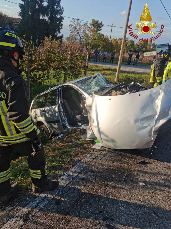 Gorgo al Monticano, incidente tir-auto Gorgo al Monticano, incidente tir-auto