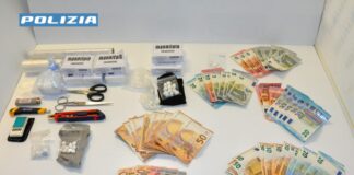 Conegliano: grazie alla segnalazione tramite l’App YouPol, 4 persone denunciate per spaccio di droga Spaccio di droga, il materiale sequestrato dalla Polizia di Stato ai 4 pusher