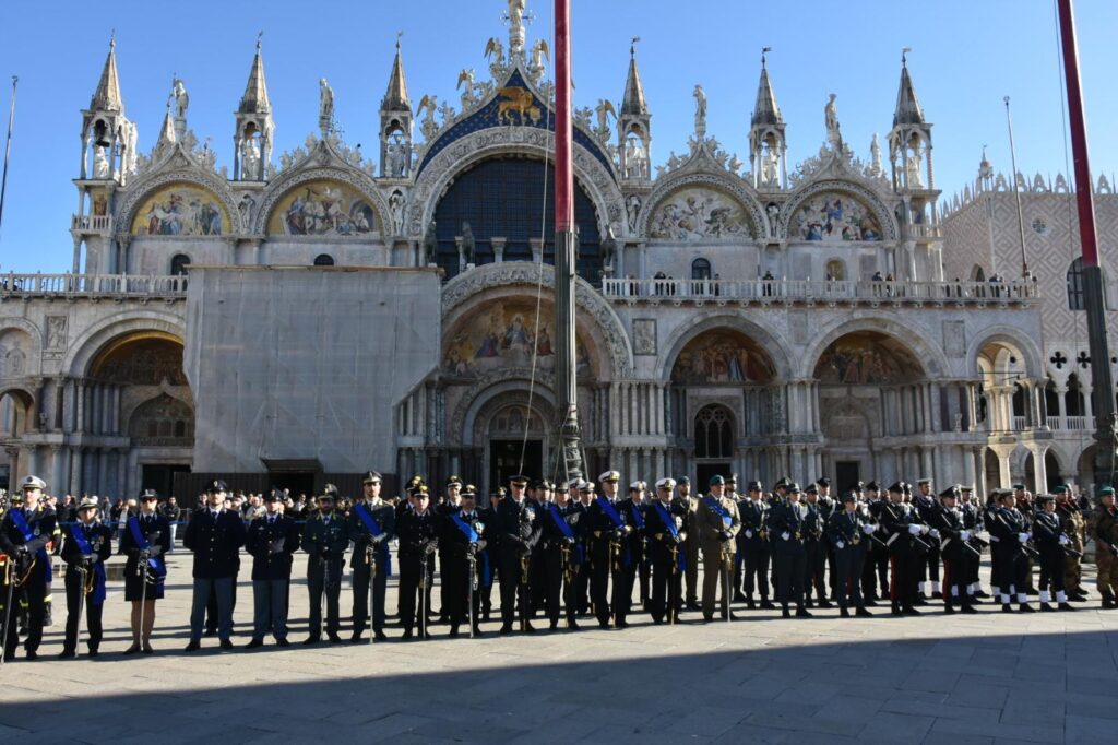 4 Novembre, l'omaggio di Venezia alle Forze Armate