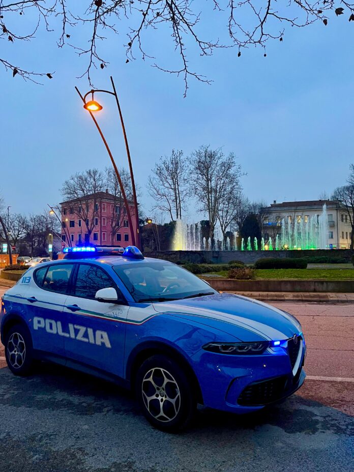 Polizia di Stato in azione a Marghera Polizia di Stato in azione a Marghera