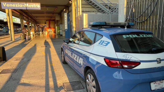 Polizia Ferroviaria a Mestre Polizia Ferroviaria a Mestre