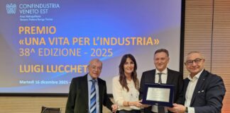 A Luigi Lucchetta il Premio “Una vita per l’Industria” di Confindustria Veneto Est Il Premio Una vita per l'industria consegnato a Luigi Lucchetta