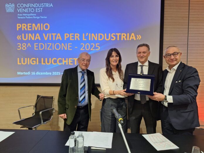Il Premio Una vita per l'industria consegnato a Luigi Lucchetta Il Premio Una vita per l'industria consegnato a Luigi Lucchetta