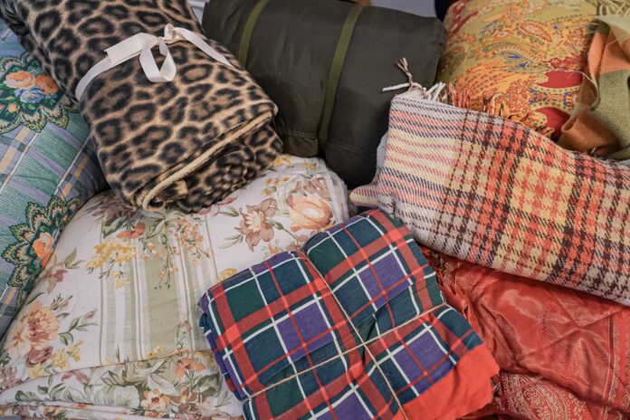 Raccolta coperte - foto dal sito dell'Umana Reyer Venezia Raccolta coperte - foto dal sito dell'Umana Reyer Venezia