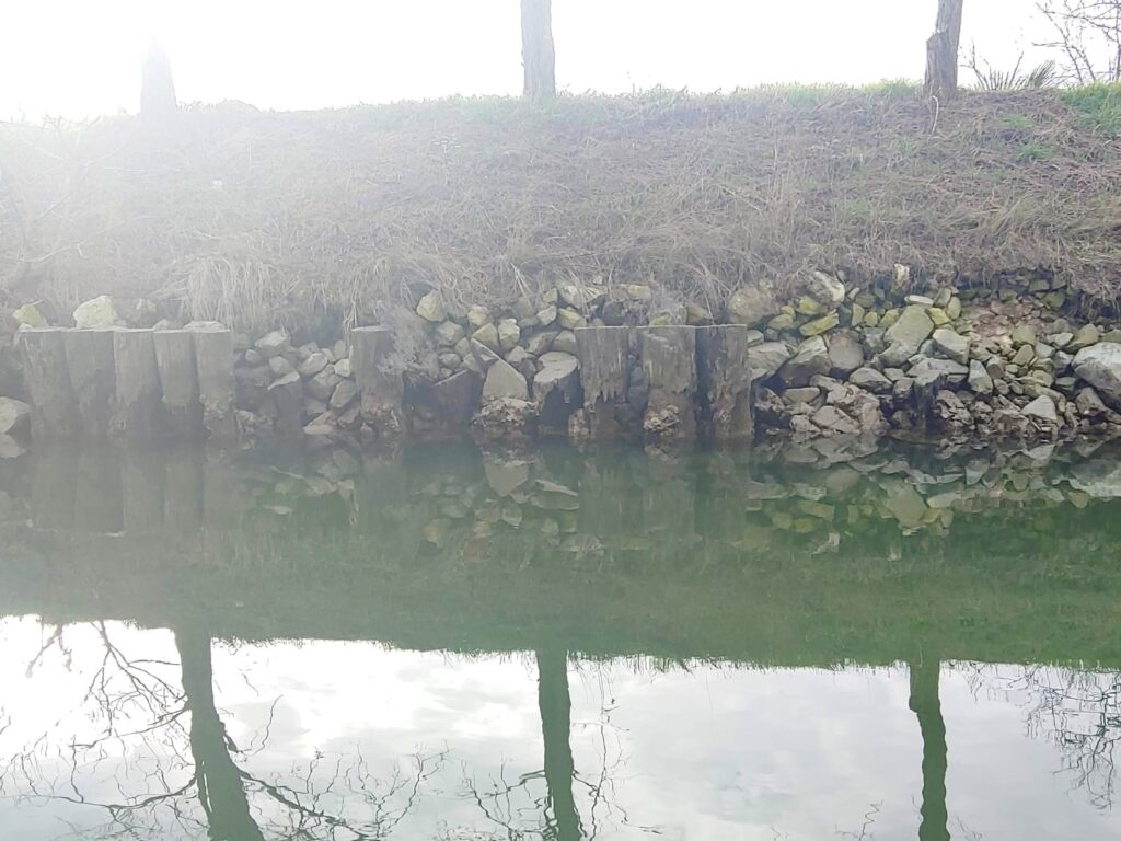 Un argine compromesso in zona Baroncolo, Lio Piccolo