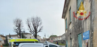 Borso del Grappa, perde il controllo del furgone e si schianta contro un muro Borso del Grappa, i soccorsi dopo un incidente stradale