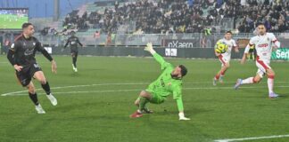 Venezia-Catanzaro 3-1, Casas: “Ora credo che siamo una squadra molto unita” Il goal di Antonio Casas in Venezia-Catanzaro - foto Marco Sabadin@Vision