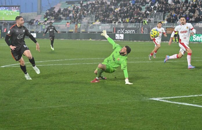 Il goal di Antonio Casas in Venezia-Catanzaro - foto Marco Sabadin@Vision Il goal di Antonio Casas in Venezia-Catanzaro - foto Marco Sabadin@Vision
