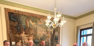 Madonna del Carmine, consegnate le offerte del capitello di Piazza Rinaldi Madonna del Carmine, offerte consegnate - Notizie Plus