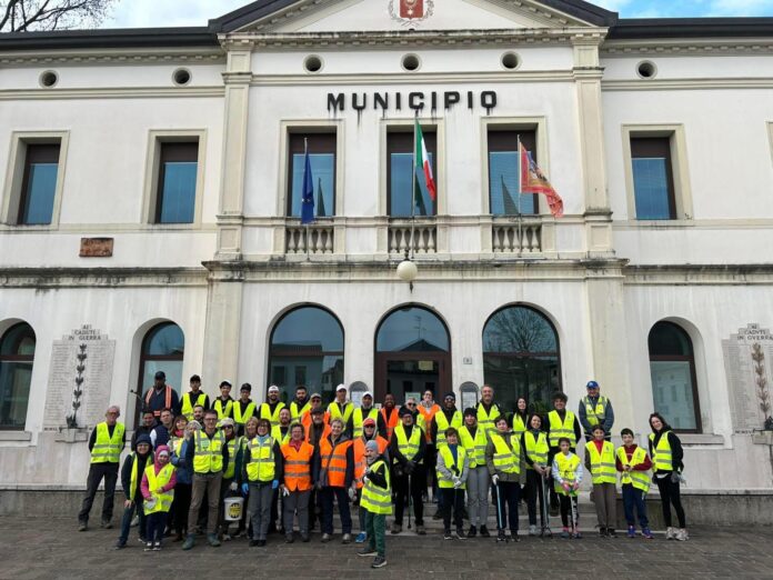 abbandono rifiuti, ambiente, Santa Lucia di Piave, ecovandali, rifiuti illegali, volontariato, sostenibilità, Polizia Locale abbandono rifiuti, ambiente, Santa Lucia di Piave, ecovandali, rifiuti illegali, volontariato, sostenibilità, Polizia Locale