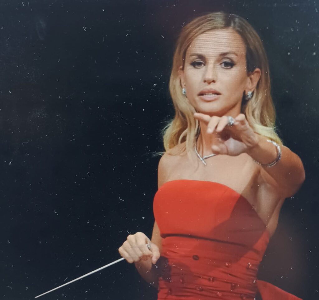 Beatrice Venezi, Teatro La Fenice, Alessandro Tortato, nomina direttrice musicale
