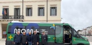 MOM+ Montebelluna: il nuovo trasporto pubblico a chiamata rivoluziona la mobilità urbana MOM+, Montebelluna, trasporto pubblico, mobilità sostenibile, Mobilità di Marca, bus a chiamata, Treviso