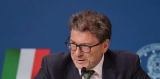 Decreto carburanti, proroga sulle accise fino al 1° maggio decreto carburanti, accise, governo italiano, Giorgetti, Meloni, energia, economia, imprese, agricoltura, crisi energetica