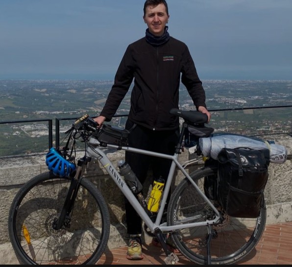 Nicolò Fava, suicidio giovanile, Europa in bici, Spresiano, Il Filo di Simo, raccolta fondi, giovani, sensibilizzazione Nicolò Fava, suicidio giovanile, Europa in bici, Spresiano, Il Filo di Simo, raccolta fondi, giovani, sensibilizzazione