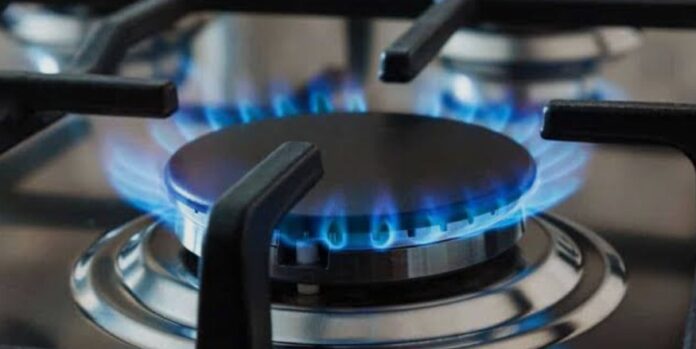 povertà energetica, caro energia, bollette, Italia, CGIA Mestre, energia elettrica, gas, famiglie italiane, economia povertà energetica, caro energia, bollette, Italia, CGIA Mestre, energia elettrica, gas, famiglie italiane, economia