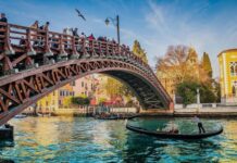 Turismo in Veneto, crisi e scenari tra guerra e rincari Turismo Veneto, crisi turismo, Veneto estate, stabilimenti balneari, Federalberghi, turismo Italia, rincari energia, prenotazioni vacanze, turismo internazionale, città d’arte