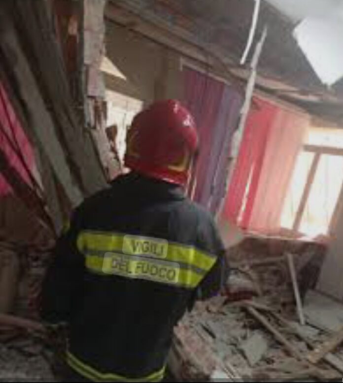 Venezia, incidente lavoro, crollo solaio, sicurezza cantieri, cronaca Venezia, incidente lavoro, crollo solaio, sicurezza cantieri, cronaca
