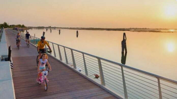 Cicloturismo, Veneto, Turismo, Jesolo, Mobilità sostenibile Cicloturismo, Veneto, Turismo, Jesolo, Mobilità sostenibile
