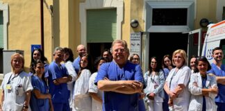 Mirano, eccezionale intervento chirurgico in Ostetricia e Ginecologia: i dettagli La squadra di Ostetricia e ginecologia di Mirano con, al centro, il primario Jacopo Wabersich