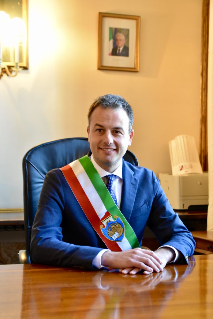 Il Sindaco di Venezia Simone Venturini Il Sindaco di Venezia Simone Venturini